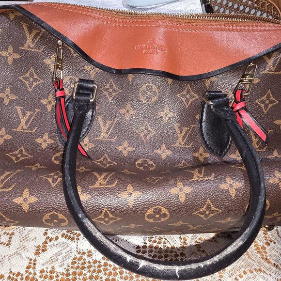 Louis Vuitton handbag - Picture 1 of 7